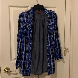 H&M Blue and White Plaid Button Up Shirt
